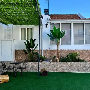 J Casa de Férias