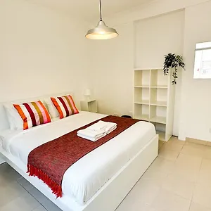 In Arroios Apartamento