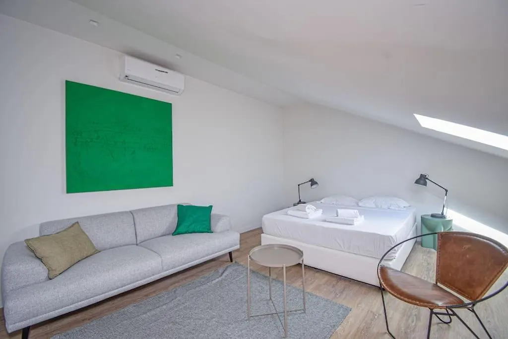 Stylish Lisbon Apartment Central