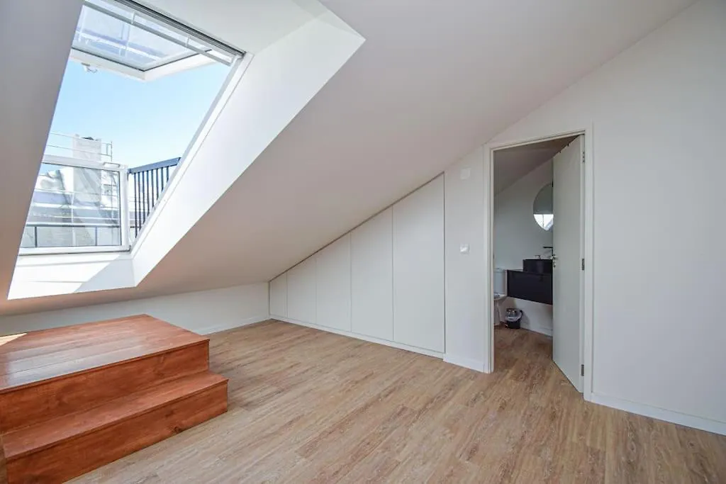Stylish Lisbon Apartment Central